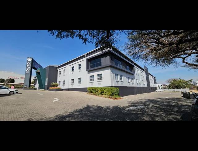 BUSINESS PROPERTY TO RENT IN HALFWAY GARDENS
